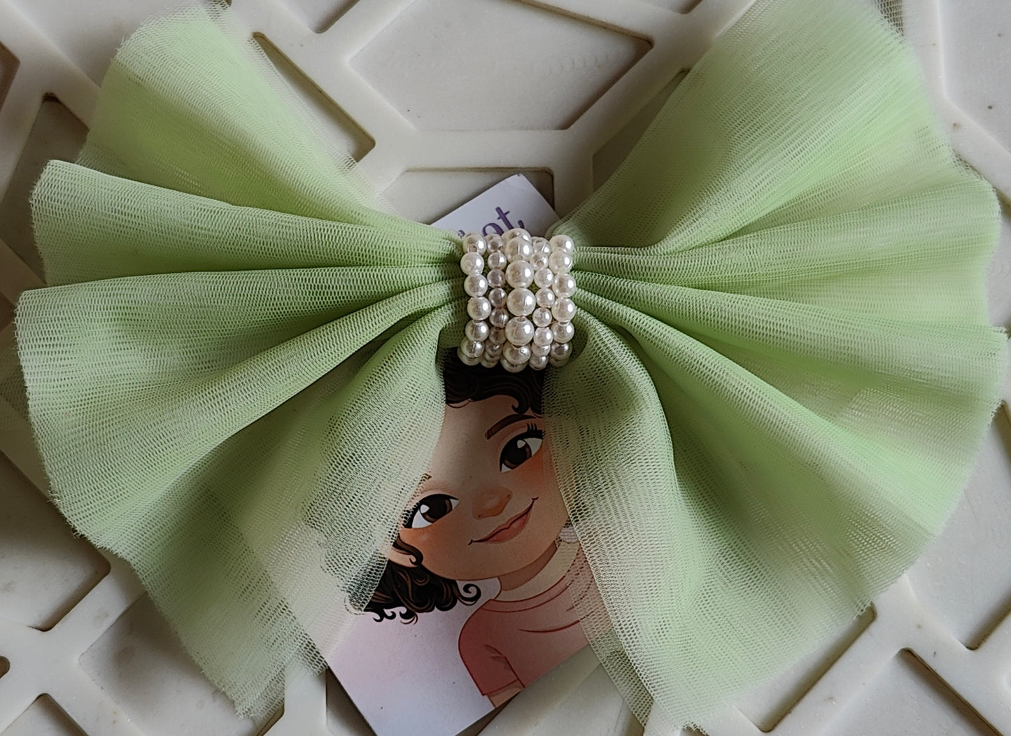 Green Pearl Bow Hairclip