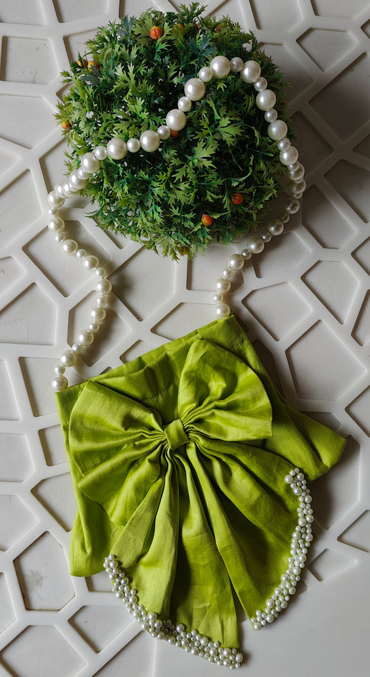 Green Bow Pearl Bag